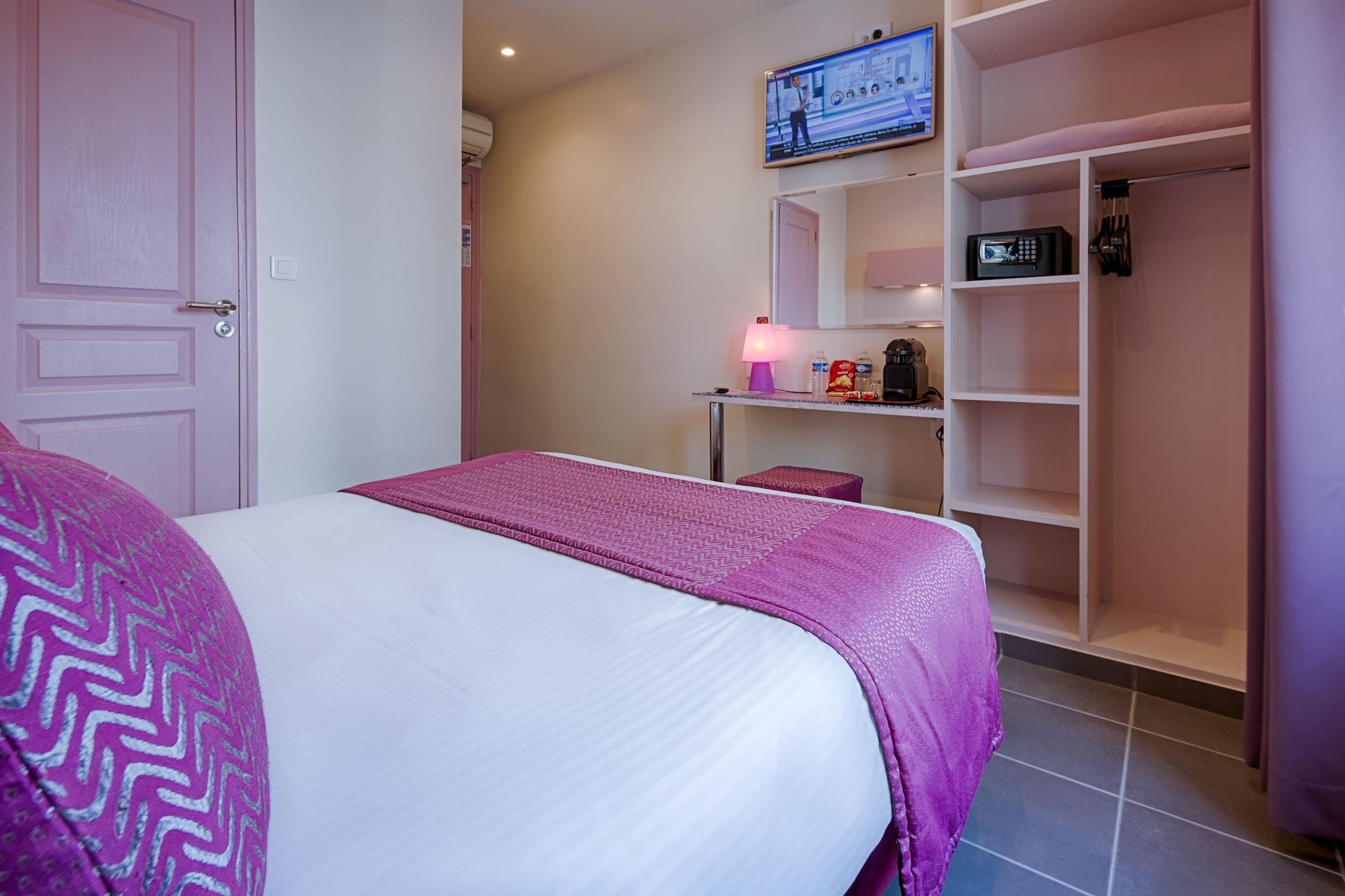 Hotel La Petite Rosa Париж Экстерьер фото