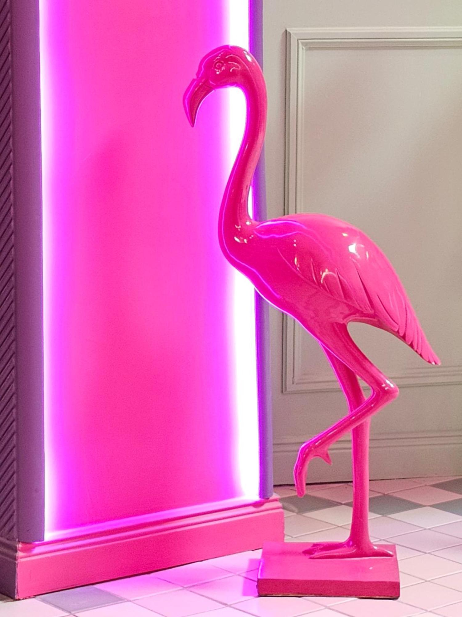 Hotel La Petite Rosa Париж Экстерьер фото